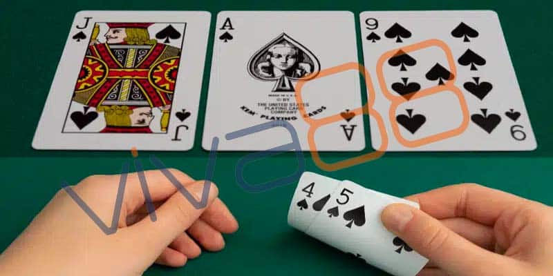 Flush Trong Poker: Định Nghĩa Và Ưu điểm Của Tay Bài Flush